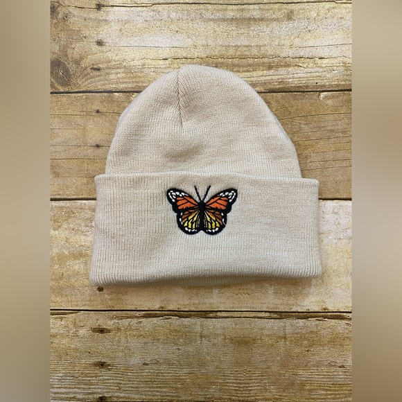 NWOT Urban Outfitters Iconic Butterfly Beanie - Picture 2 of 7